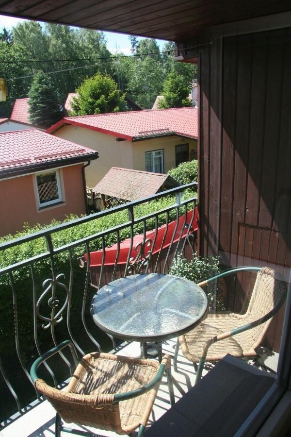 Domek W Poddabiu Blisko Plazy I Lasu Poddabie Bagian luar foto